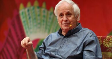 Israel pratica genocídio, colonização e apartheid, diz Ilan Pappe