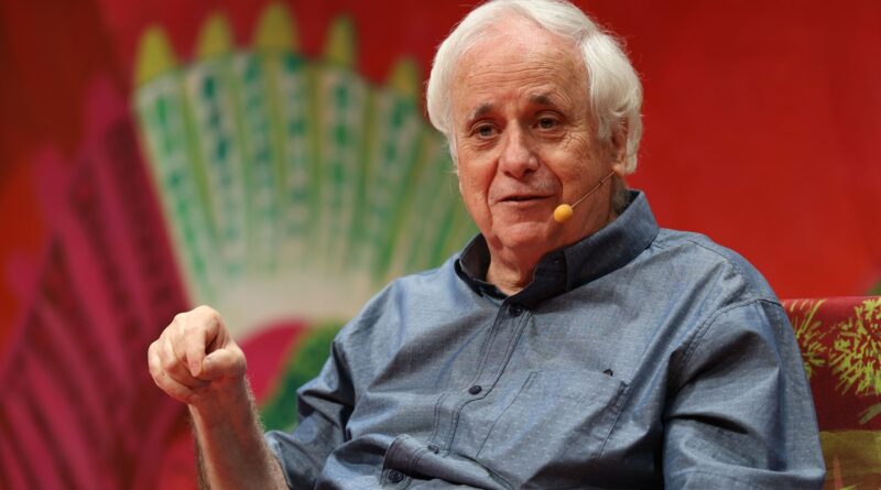 Israel pratica genocídio, colonização e apartheid, diz Ilan Pappe