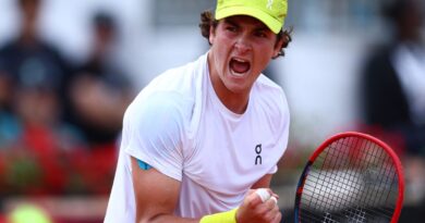 João Fonseca estreia com vitória de virada sobre chinês em Cincinnati