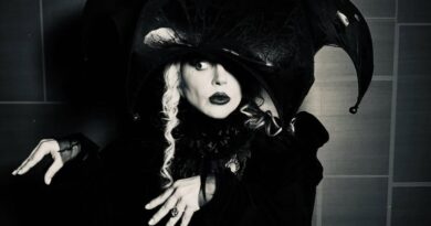 Lady Gaga anuncia data de lançamento da música para “Wandinha”