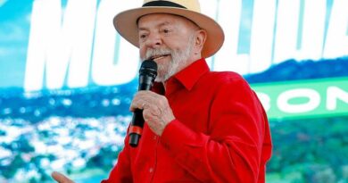 Lula diz que "não tem pressa" para aplicar reciprocidade contra os EUA