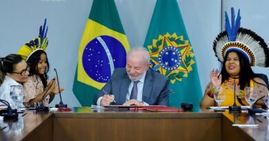 Lula homologa três novas terras indígenas no Ceará
