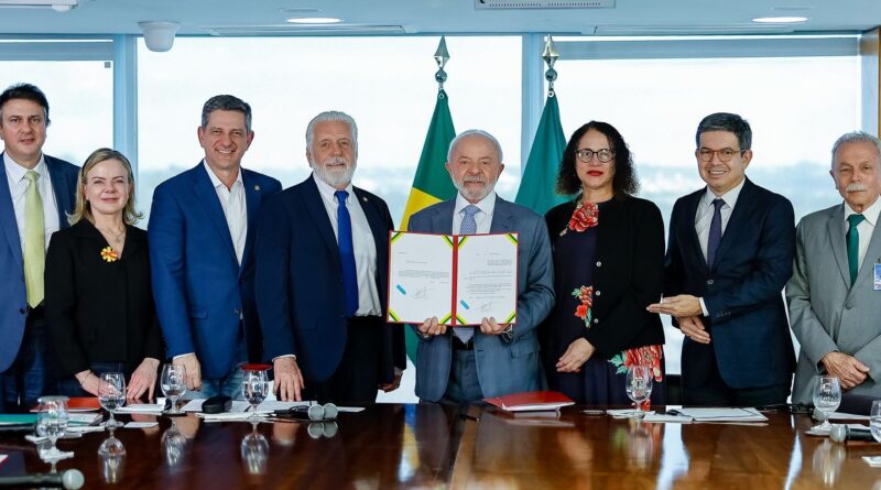Lula sanciona liberação de R$ 22 bi de fundo para ciência e tecnologia