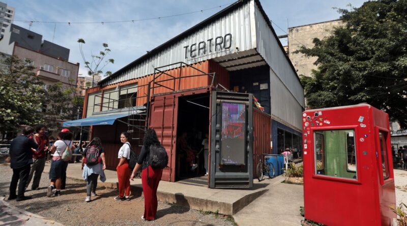 MP questiona Nunes sobre ordem contra artistas do Teatro de Contêiner