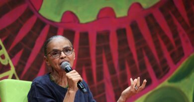 Marina Silva lota principais palcos da Festa Literária de Paraty