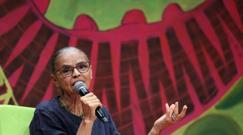 Marina Silva lota principais palcos da Festa Literária de Paraty