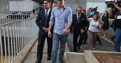 Moraes permite que Do Val participe de sessões do Senado além das 19h