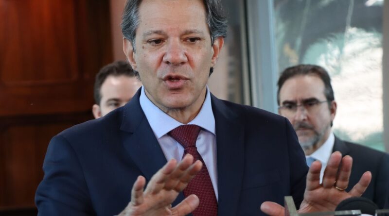 Motta mostrou compromisso com equilíbrio em reforma do IR, diz Haddad