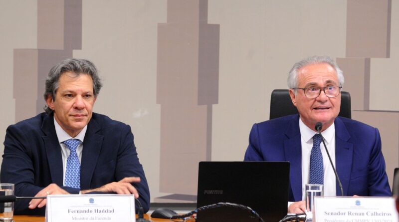 Mudanças no IR são necessárias para cumprir arcabouço, diz Haddad