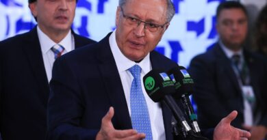 Na Câmara, Alckmin pede urgência em propostas sobre exportações