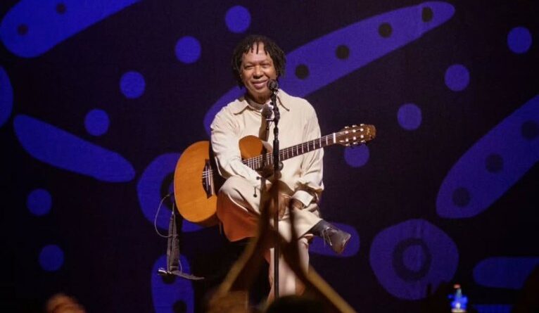 Prestes a completar 50 anos de carreira, Djavan anuncia novo álbum e turnê em comemoração à data