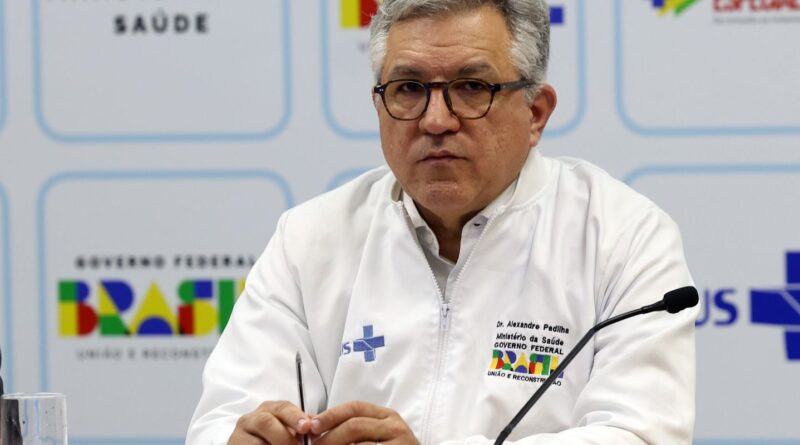 "Saúde e soberania não se negociam", diz Padilha após sanção dos EUA
