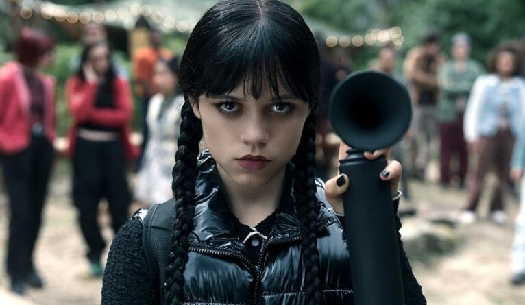 Segunda temporada de “Wandinha” conta com ator do elenco original de “A Família Addams”; confira