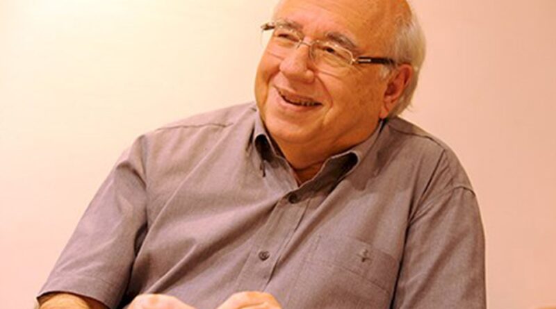 Verissimo permanece internado em estado grave em Porto Alegre