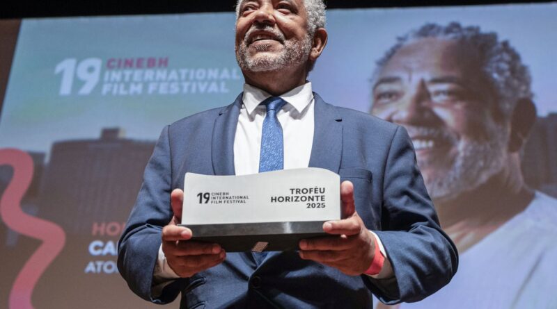 Abertura do CineBH homenageia Carlos Francisco, com sala lotada