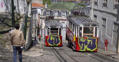 Acidente com bondinho em Lisboa deixa 15 mortos