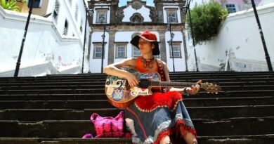 Andrea Echeveri se reconecta com sua infância colombiana no 'Encuentros en Brasil'