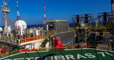 Brasil bate pela 1ª vez marca de 5 milhões de barris de petróleo e gás