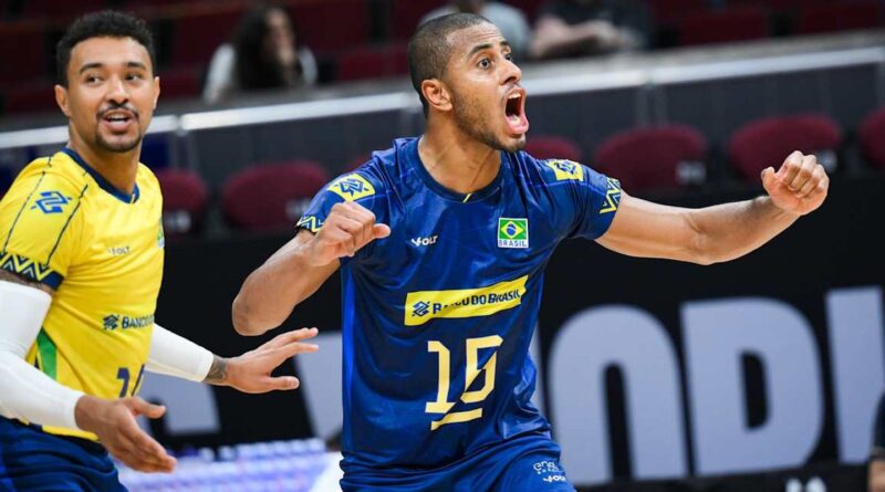 Brasil volta a vencer no Mundial e se garante nas oitavas de final