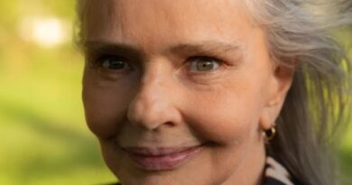 Cantora e compositora Angela Ro Ro morre aos 75 anos no Rio