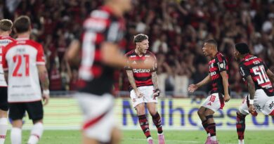 Com direito a gol relâmpago, Flamengo derrota Estudiantes no Maracanã