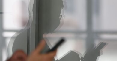 Compradores de celular com restrição criminal são notificados em SP