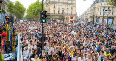 Cultura afro-brasileira é celebrada em Paris com Lavagem de Madeleine