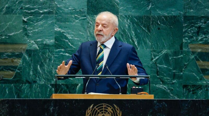 Democracia é o que está em jogo para a humanidade, alerta Lula nos EUA