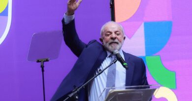 Em conferência, Lula diz que autoritarismo teme as mulheres