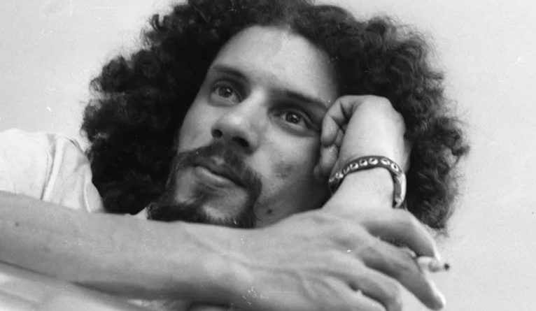 Em meio a canções, Gonzaguinha fala sobre censura, infância e arte; relembre participação no programa ‘Ensaio’