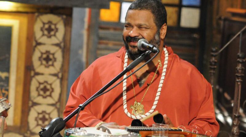 Especial de Domingo da Rádio Nacional homenageia Arlindo Cruz