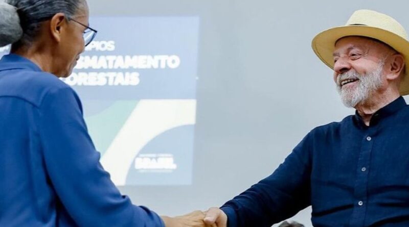 “Estamos preservando o que eles não preservaram”, diz Lula na Amazônia