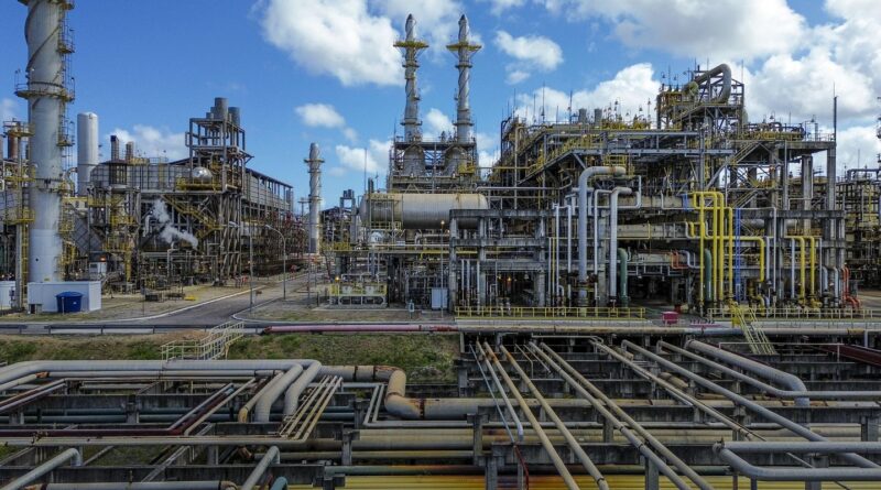 Faturamento da indústria subiu 5% em 2025, mostra CNI