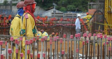 Índice que corrige salários, INPC acumula 5,05% em 12 meses