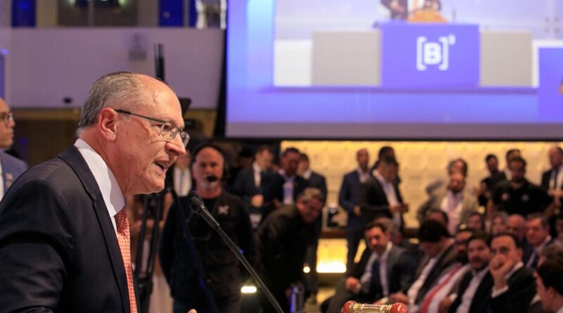 "Indulto é golpismo de marcha ré", diz Alckmin em São Paulo