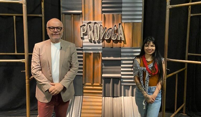 Marcelo Tas recebe a líder indígena Txai Suruí no Provoca desta terça-feira (9)