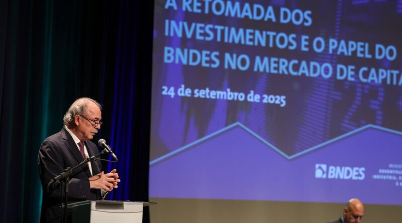 Mercadante defende democratizar acesso ao mercado de capitais