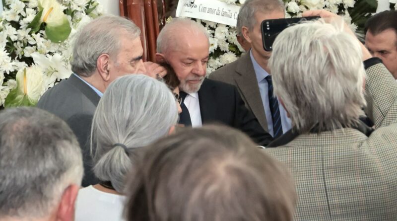 Mino Carta foi o maior jornalista brasileiro, diz Lula