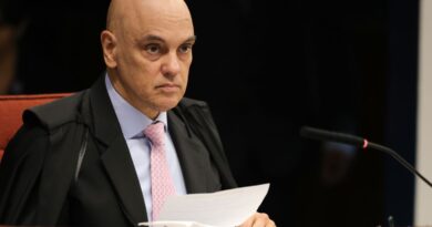 Moraes: não há dúvida sobre tentativa de golpe; Bolsonaro era líder