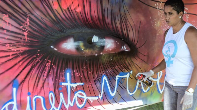 Mostra em Paris exalta mulheres negras na luta pelo direito feminino