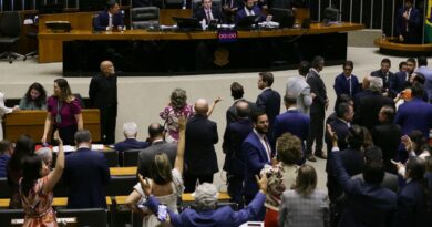 Motta anuncia votação de urgência para projeto de anistia a golpistas