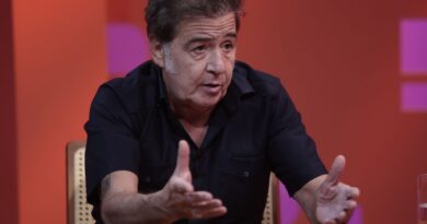 Nasi, vocalista do Ira!, fala sobre música e política no DR com Demori