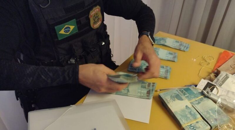 Operação desarticula em SP organização de tráfico de drogas