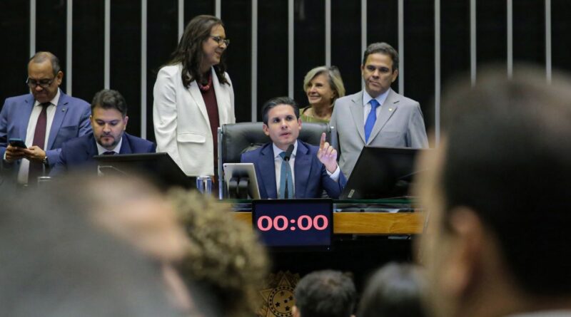 PEC da Blindagem pode barrar ações contra corrupção no uso de emendas