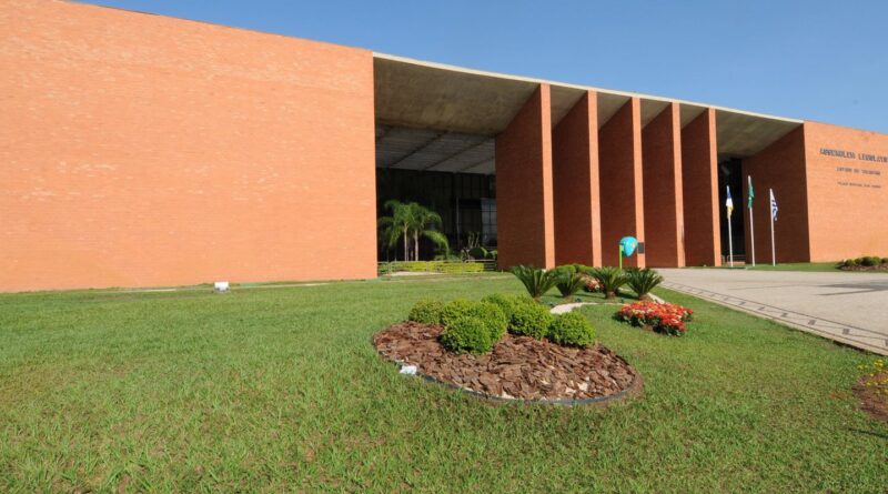 PF faz buscas em dez gabinetes de deputados estaduais do Tocantins