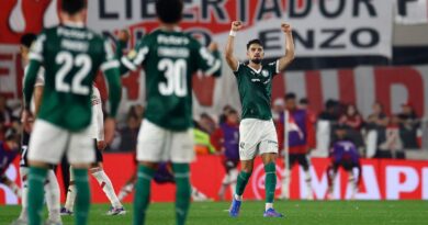 Palmeiras supera pressão e derrota River no Monumental de Núñez