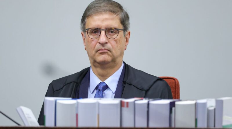 Panorama espantoso e tenebroso, diz Gonet sobre plano para golpe