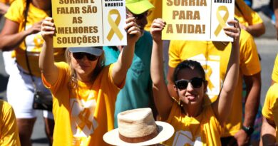 Pediatras alertam para aumento de autoagressão entre adolescentes