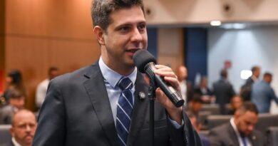 Picciani reassume vaga na Alerj e substitui deputado TH Joias