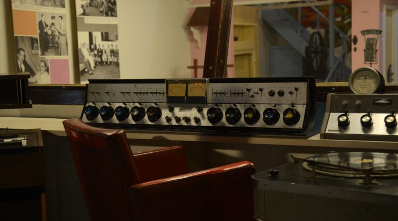 Programação especial nesta sexta-feira marca 89 anos da Rádio Nacional